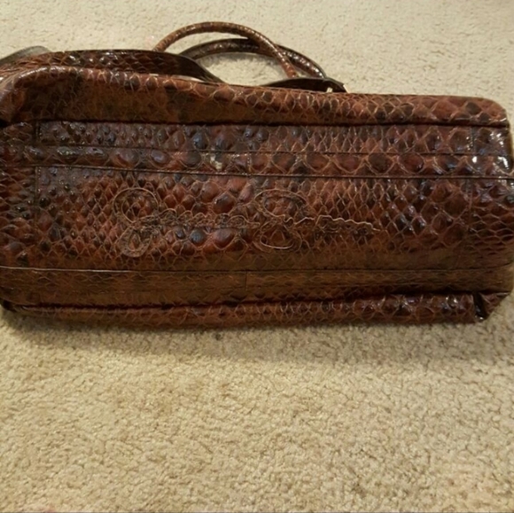 Handbag - Picture 2 of 4